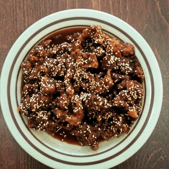 Sesame Beef (QT).