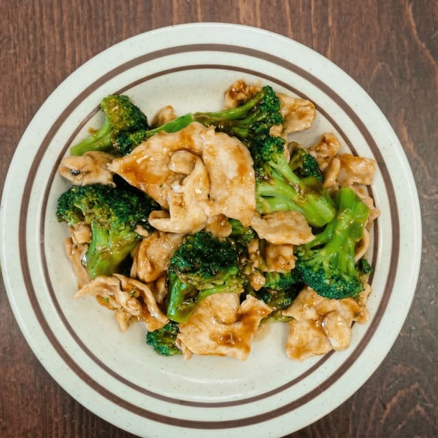 Chicken and Broccoli Combo.