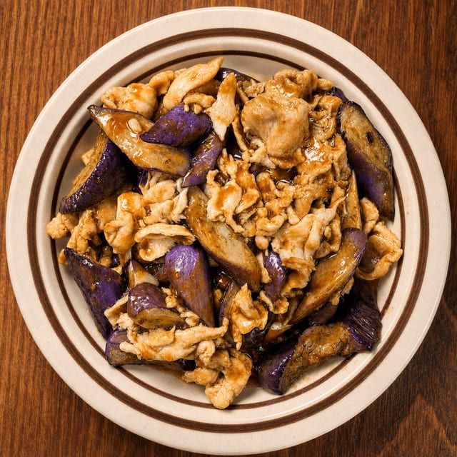 Chicken With Eggplant In Garlic Sauce (QT).